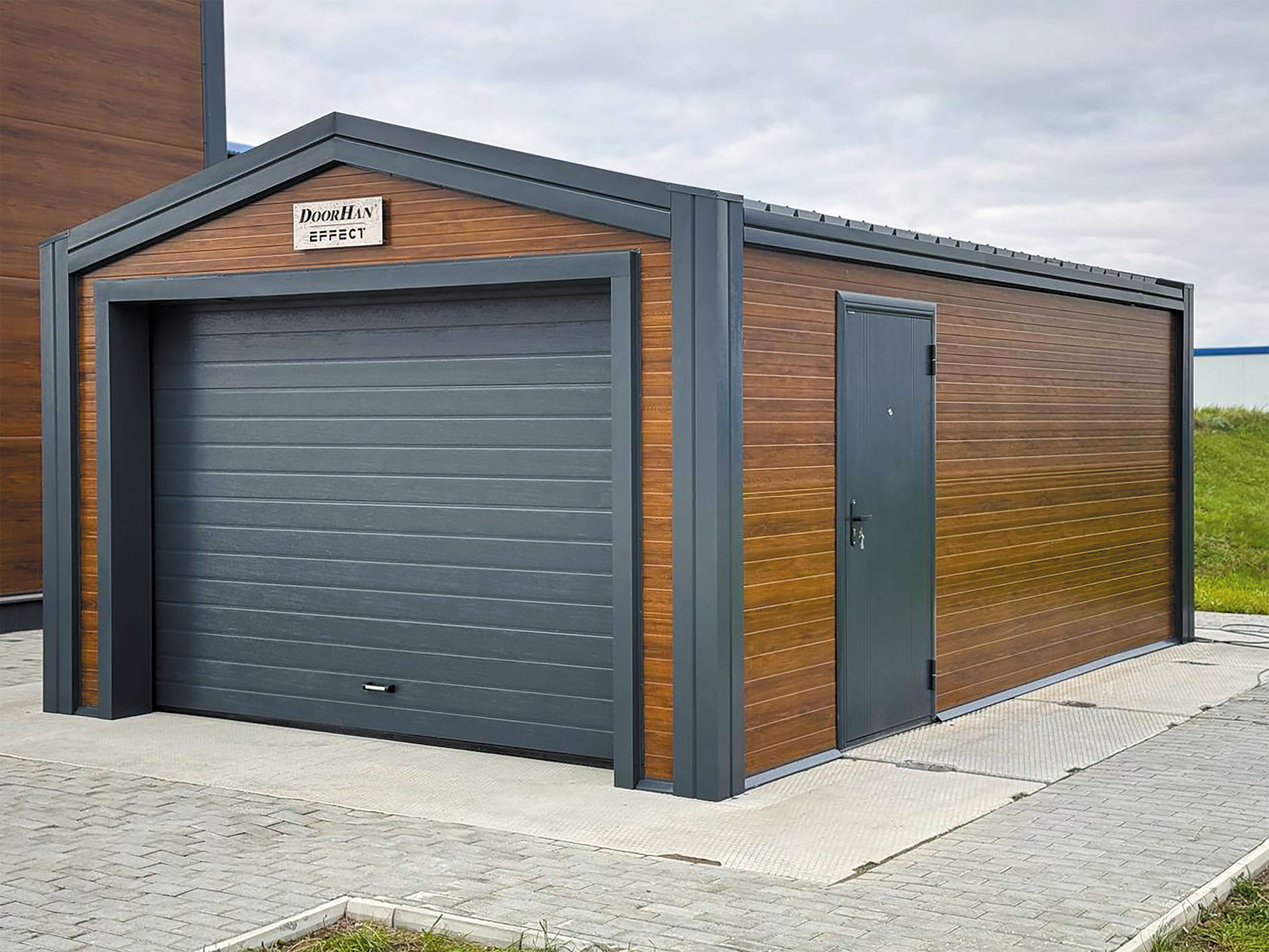 EFFECT GARAGE 24 NEW